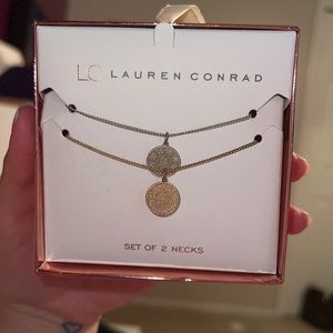 Great condition 2 necklaces. They are not linked